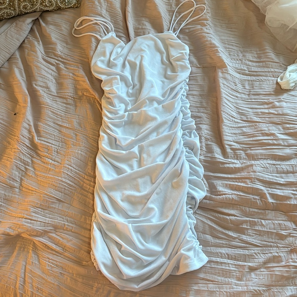 White Dresss